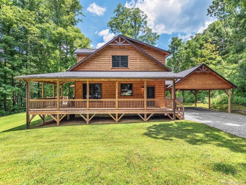 Property image 2 at 315 Katua Trail, Maggie Valley, NC 28751