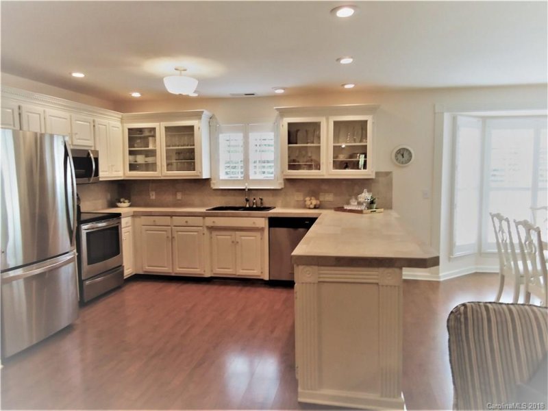 Property image 4 at 2086 Cameron Heights Circle, Denver, NC 28037