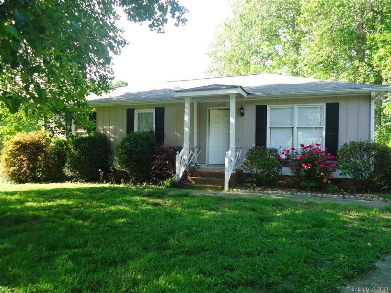 Property image 2 at 1530 Player Court, Gastonia, NC 28054