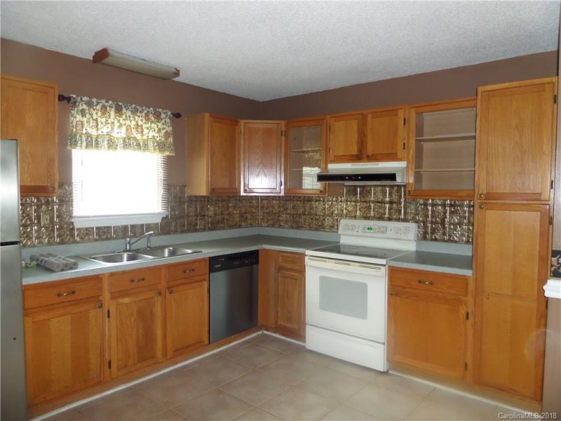 Property image 5 at 1542 Hunt Club Court, Rock Hill, SC 29732