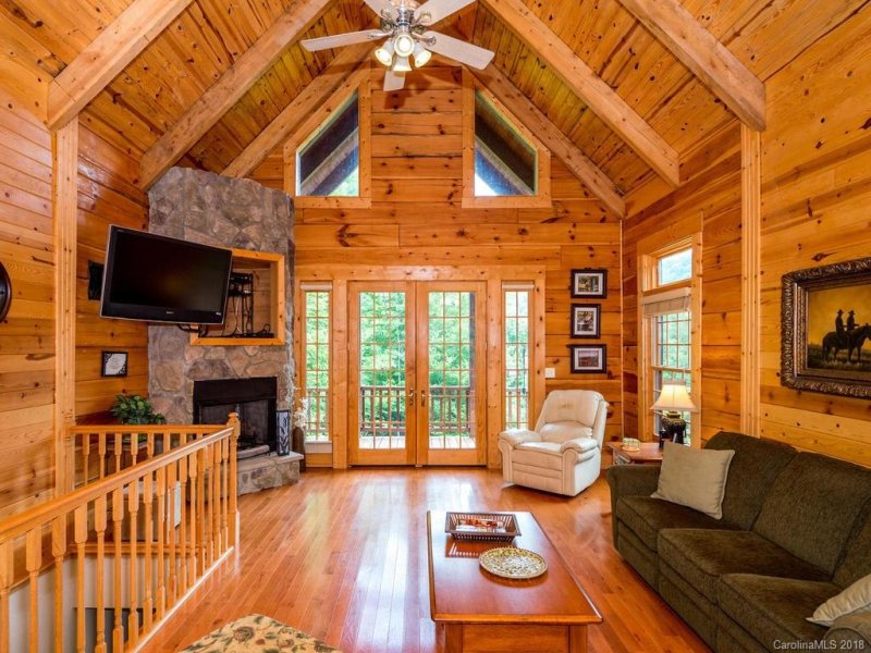 Property image 3 at 67 Pearl Way, Burnsville, NC 28714