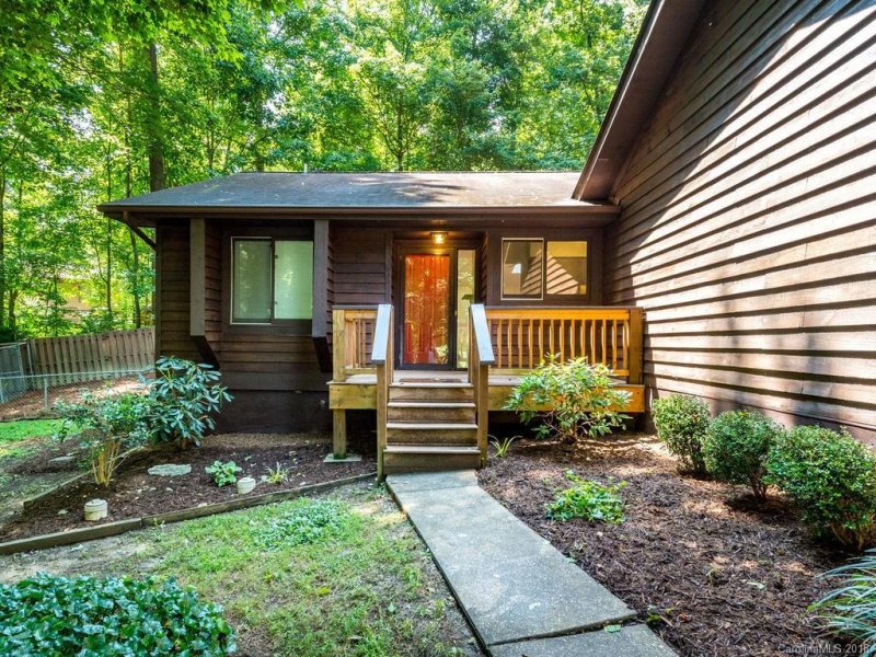 Property image 2 at 3 Muirfield Court, Arden, NC 28704