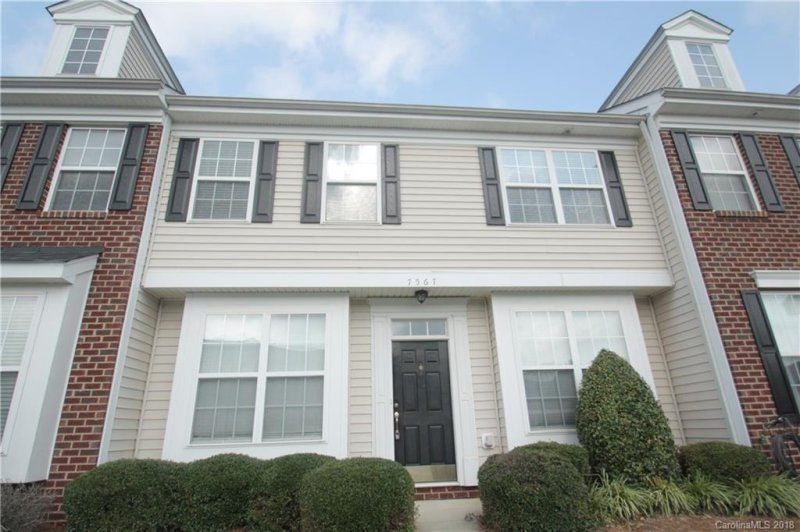 7567 Bluff Point Lane