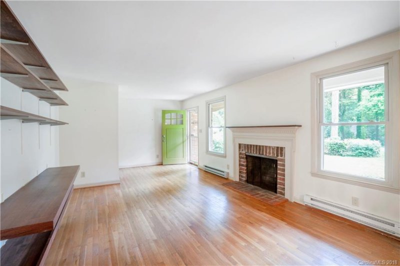 Property image 3 at 5626 Charing Place, Charlotte, NC 28211