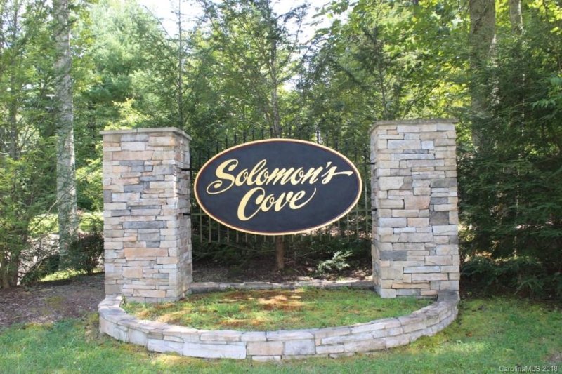 Property image 2 at 263 Wisdom Cove Road, Flat Rock, NC 28731