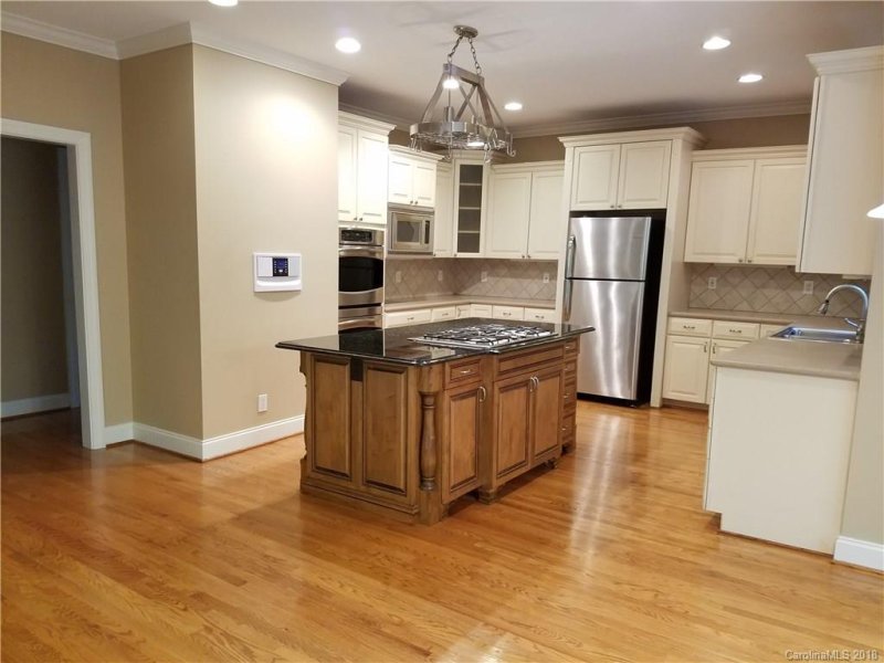 Property image 3 at 223 Pebble Stone Lane, Matthews, NC 28104