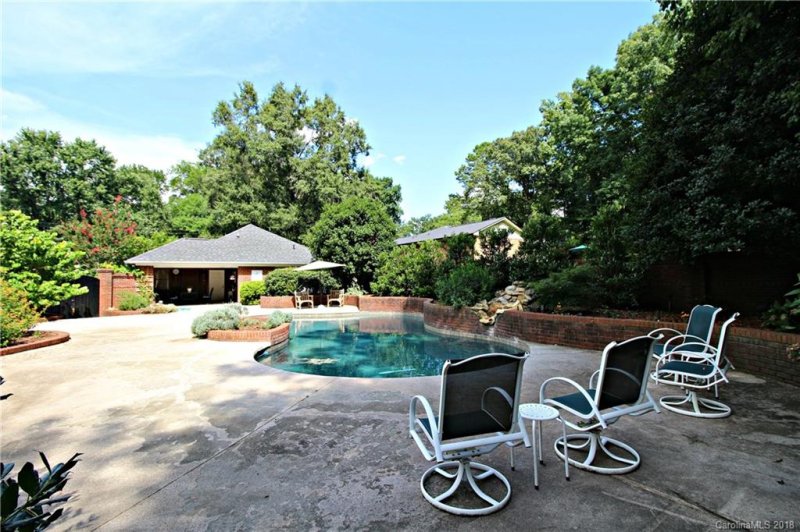 Property image 2 at 224 Hillcrest Avenue, Concord, NC 28025