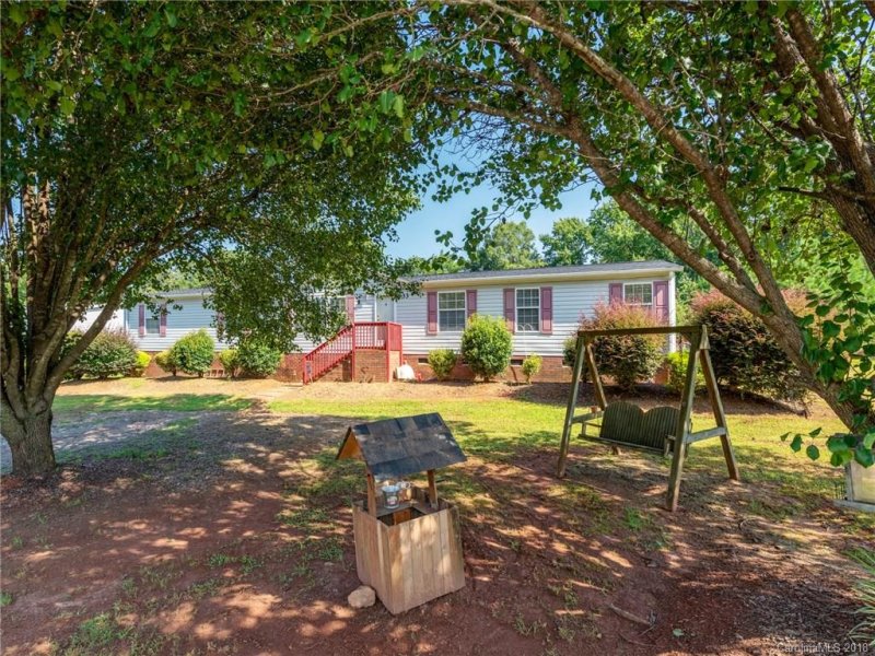 Property image 2 at 933 Olde Creek Trail, Concord, NC 28025