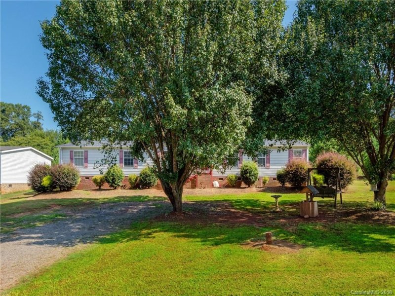 Property image 3 at 933 Olde Creek Trail, Concord, NC 28025