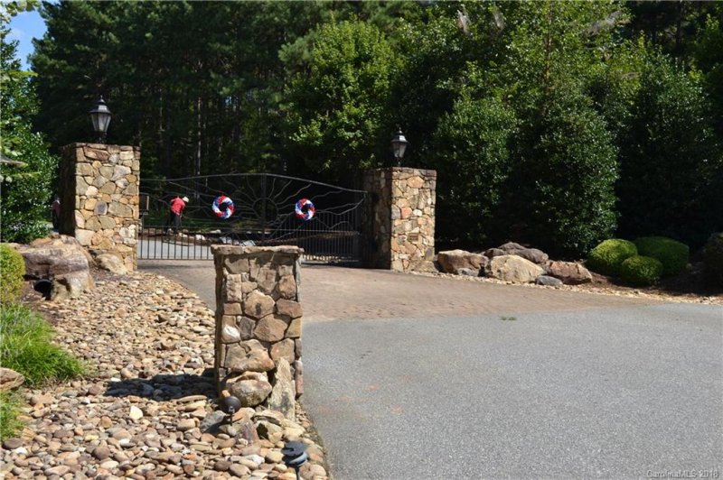 Property image 2 at 0 Stonecrest Parkway, Mill Spring, NC 28756