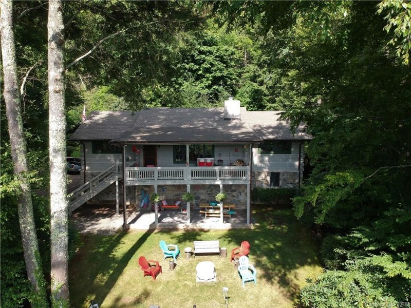 Property image 3 at 782 Setzer Cove Road, Maggie Valley, NC 28751