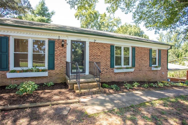 Property image 2 at 2376 32nd Avenue, Hickory, NC 28601