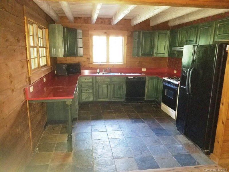 Property image 5 at 155 Songbird Court, Hendersonville, NC 28792