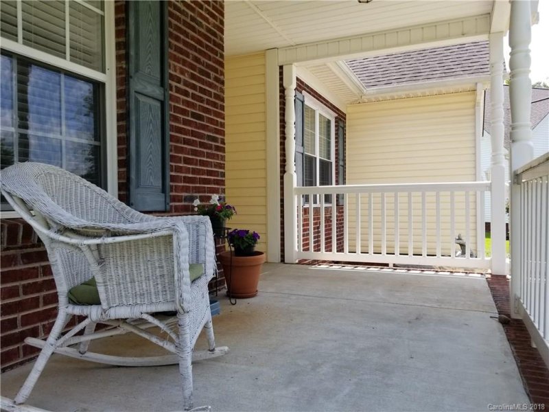 Property image 2 at 307 Lone Tree Lane, Clover, SC 29710