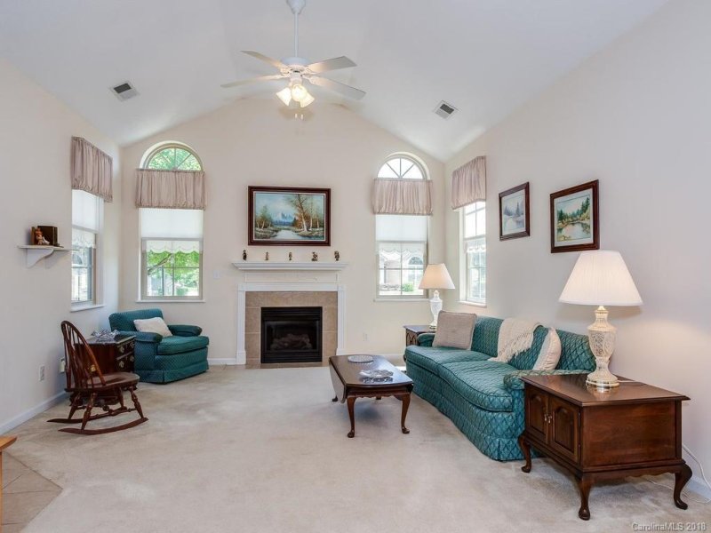 Property image 4 at 3512 South Bank Court, Matthews, NC 28105