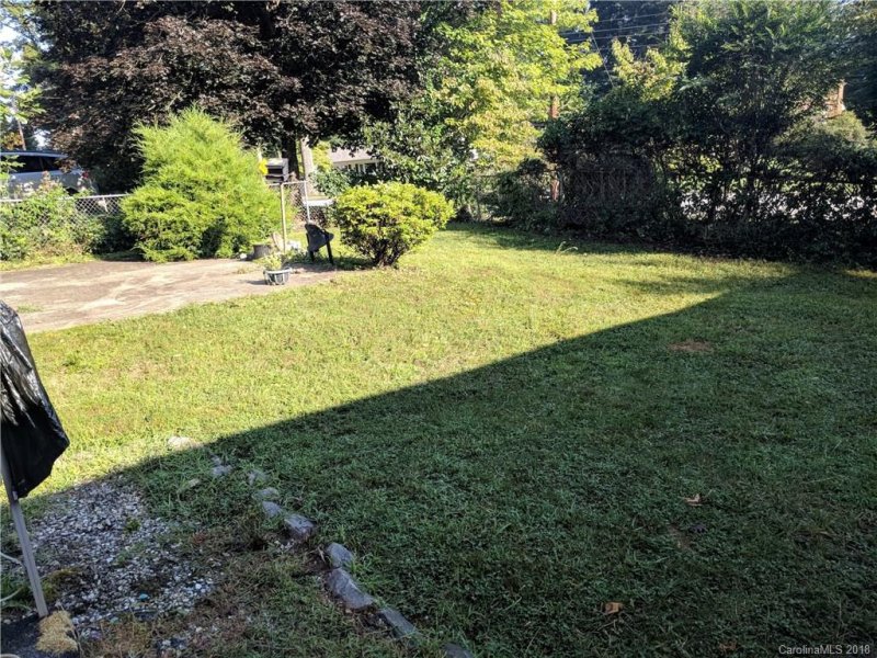 Property image 5 at 27 Crockett Avenue, Asheville, NC 28805