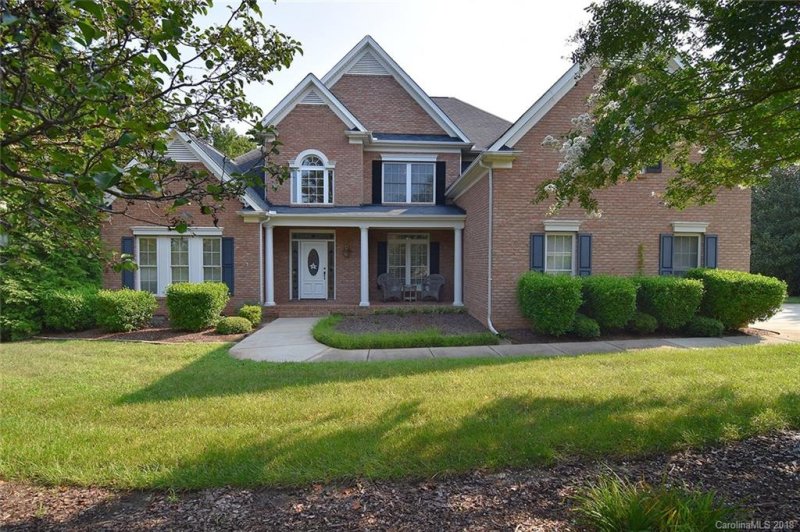 11080 Deep Cove Drive