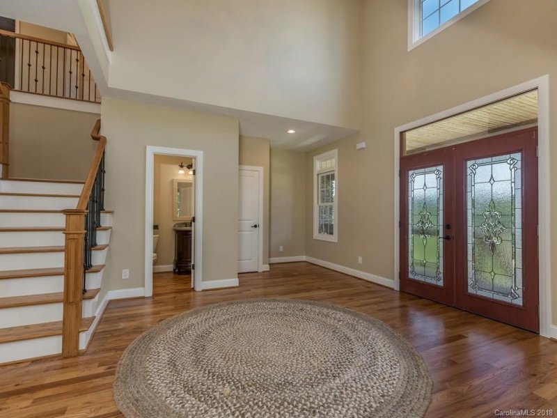 Property image 3 at 18 King View Drive, Fletcher, NC 28732