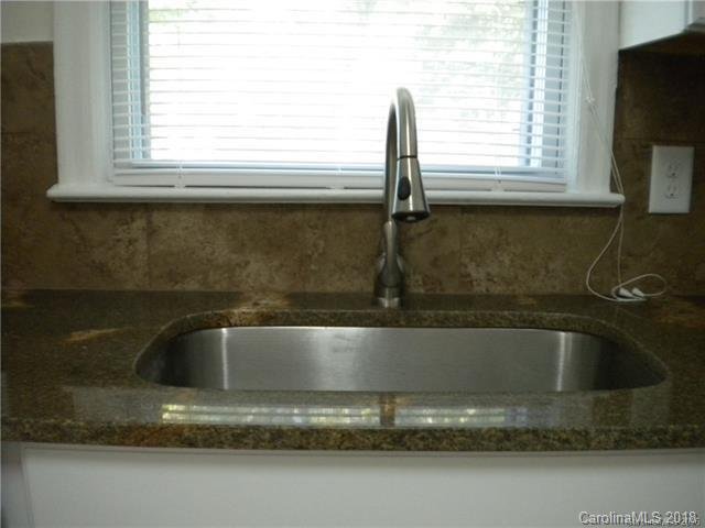 Property image 4 at 3941 Admiral Avenue, Charlotte, NC 28205