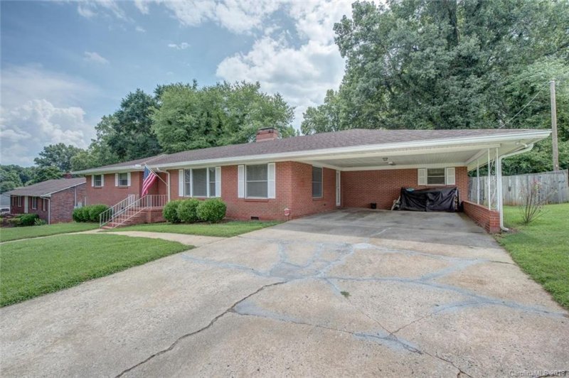 Property image 3 at 209 Peachtree Street, Belmont, NC 28012