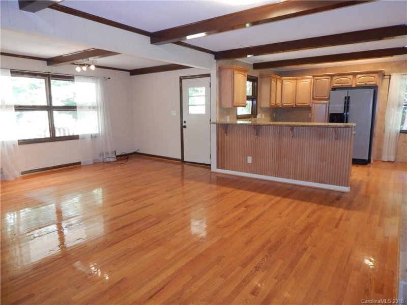 Property image 5 at 341 Beverly Circle, Charlotte, NC 28270