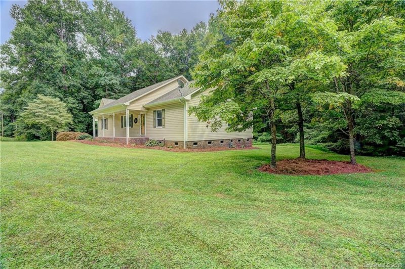 Property image 3 at 126 Summers Place, Cherryville, NC 28021