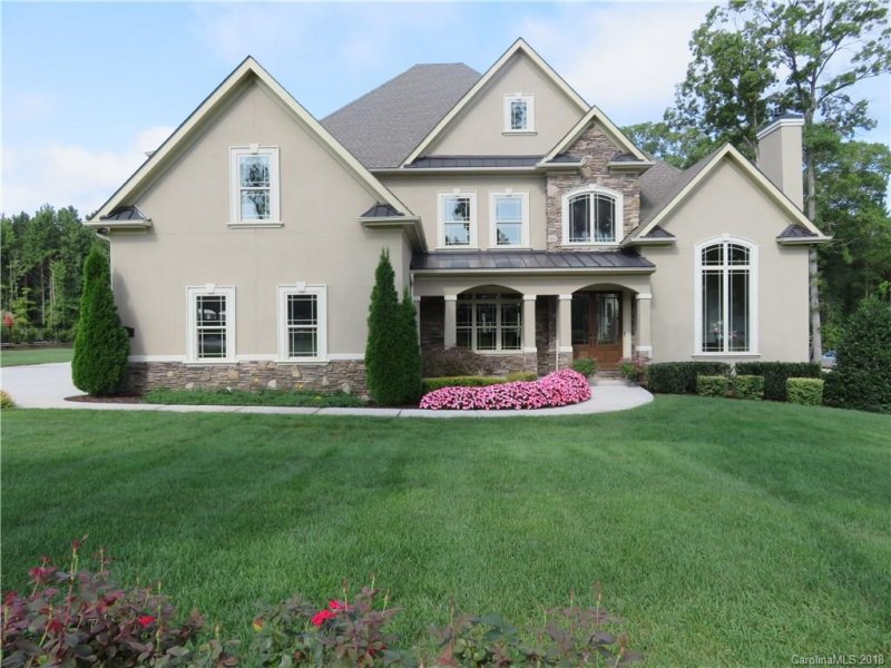 Property image 4 at 134 Castle Drive, Mooresville, NC 28117