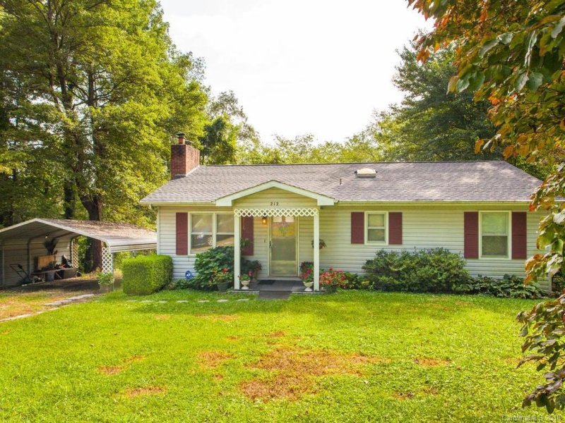 Property image 4 at 212 Rugby Forest Lane, Hendersonville, NC 28791