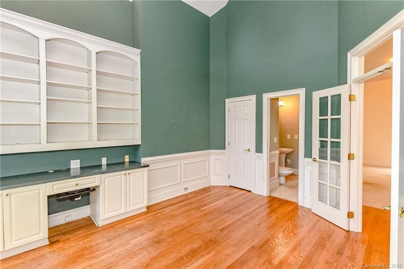 Property image 5 at 19111 Mary Ardrey Circle, Cornelius, NC 28031