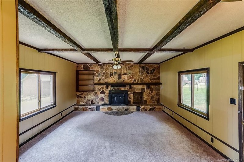 Property image 3 at 305 Meadowood Circle, Kannapolis, NC 28081