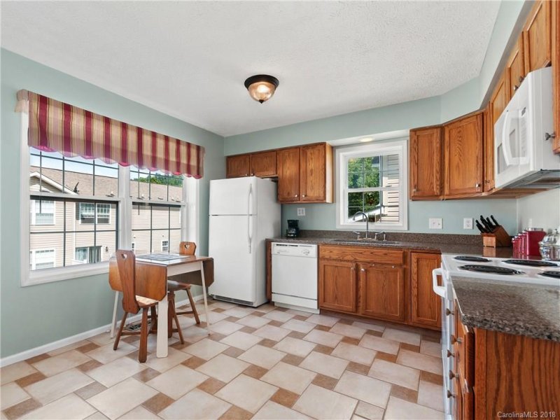 Property image 4 at 107 Loch Haven Road, Swannanoa, NC 28778