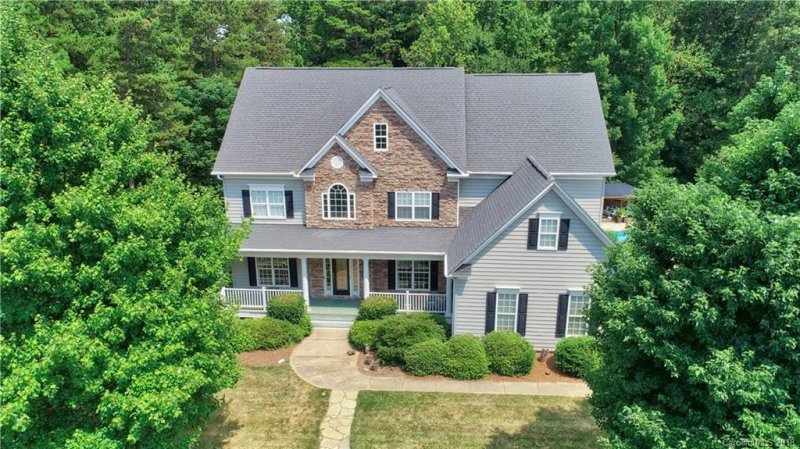 Property image 2 at 109 Herons Gate Drive, Mooresville, NC 28117