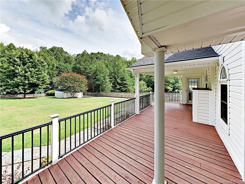 Property image 4 at 826 Tranquil Knoll Lane, York, SC 29745