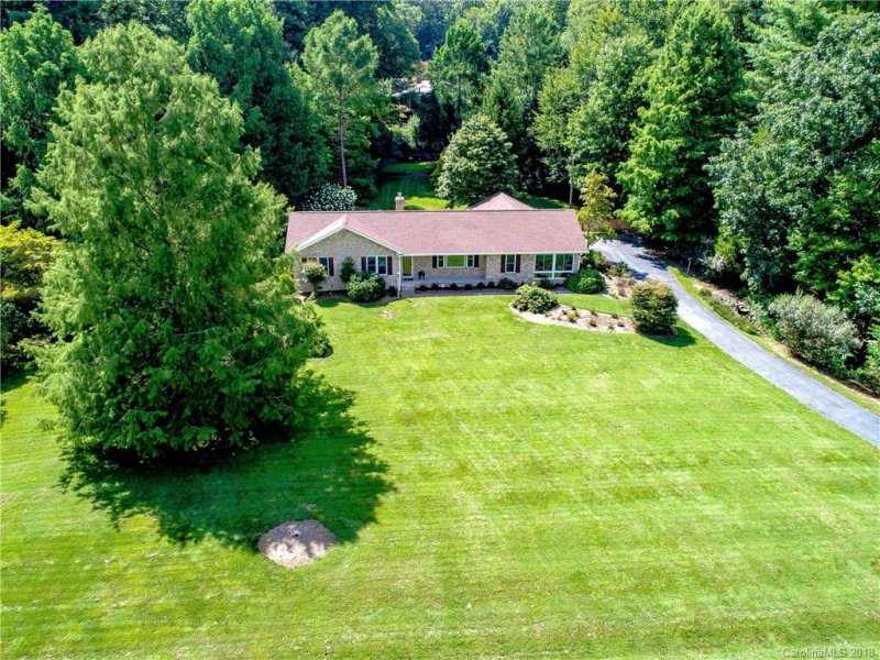 Property image 4 at 13 Ashley Road, Asheville, NC 28805