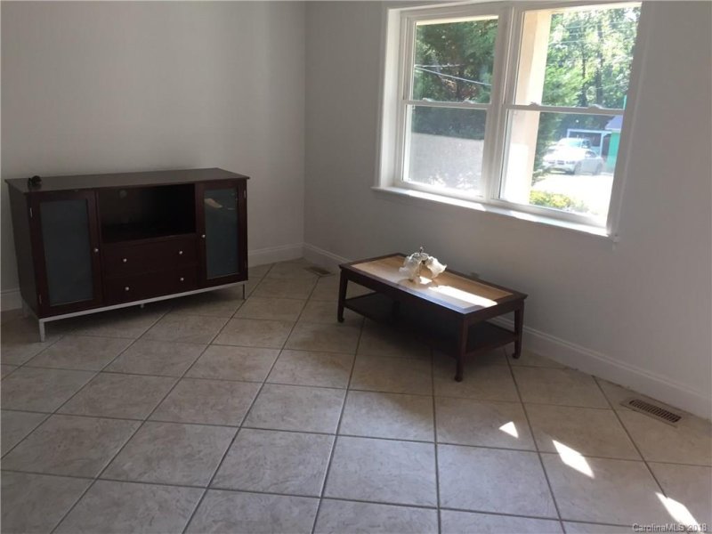 Property image 3 at 2416 Dora Drive, Charlotte, NC 28215