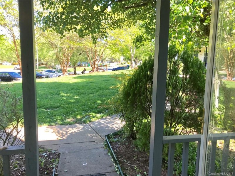 Property image 2 at 8211 Golf Ridge Drive, Charlotte, NC 28277