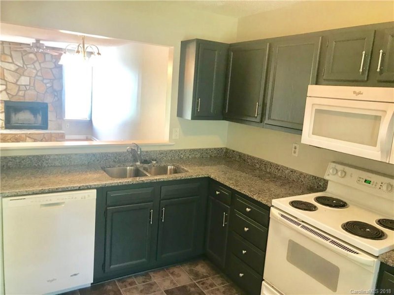 Property image 5 at 8211 Golf Ridge Drive, Charlotte, NC 28277