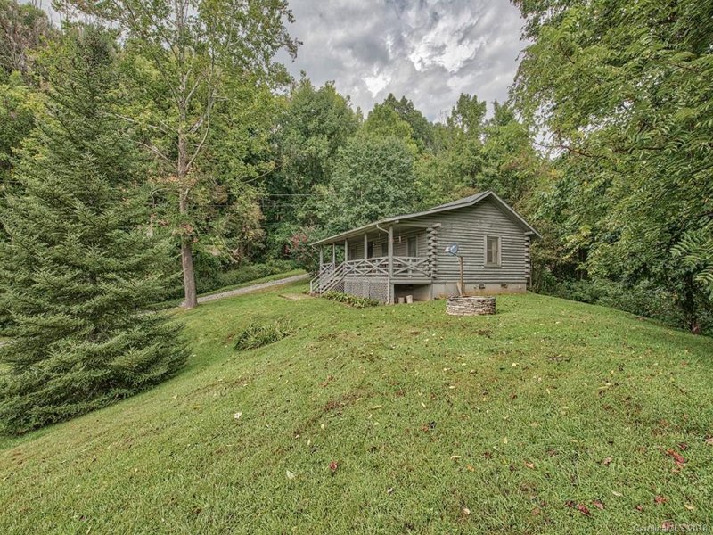 Property image 2 at 252 Rolling Acres Drive, Canton, NC 28716