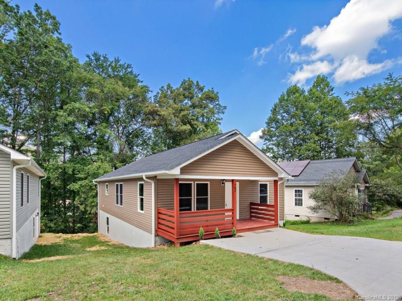 Property image 3 at 23 Chapel Park Place, Asheville, NC 28803