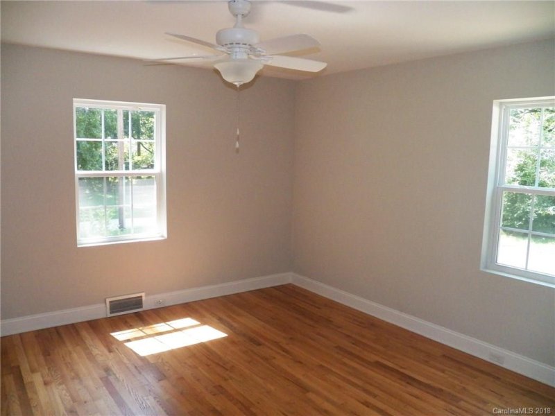 Property image 3 at 2205 E Innes Street, Salisbury, NC 28146