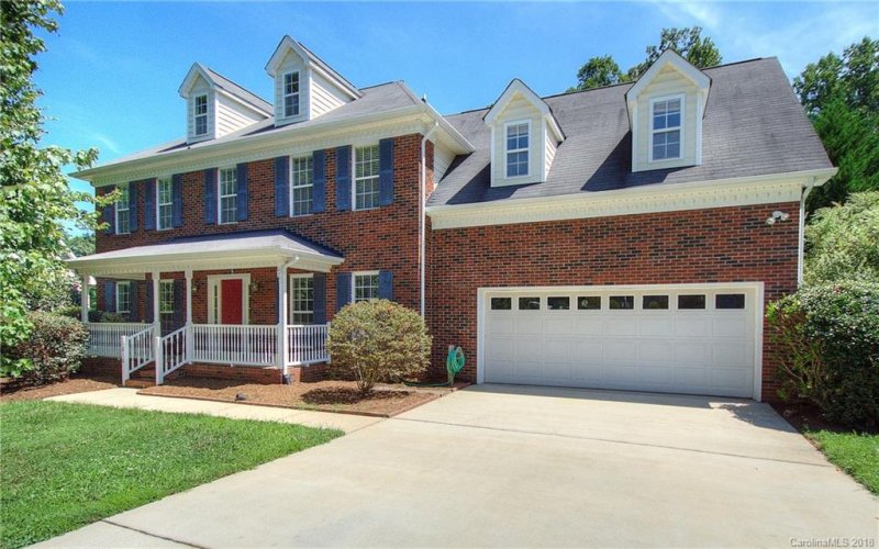 Property image 2 at 1818 Abbotsford Court, Gastonia, NC 28056