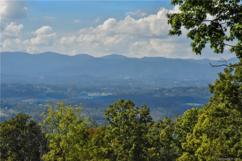 Property image 4 at 167 Serenity Ridge Trail, Asheville, NC 28804