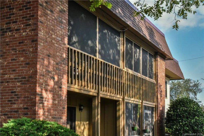 Property image 5 at 427 6th Avenue, Hendersonville, NC 28792