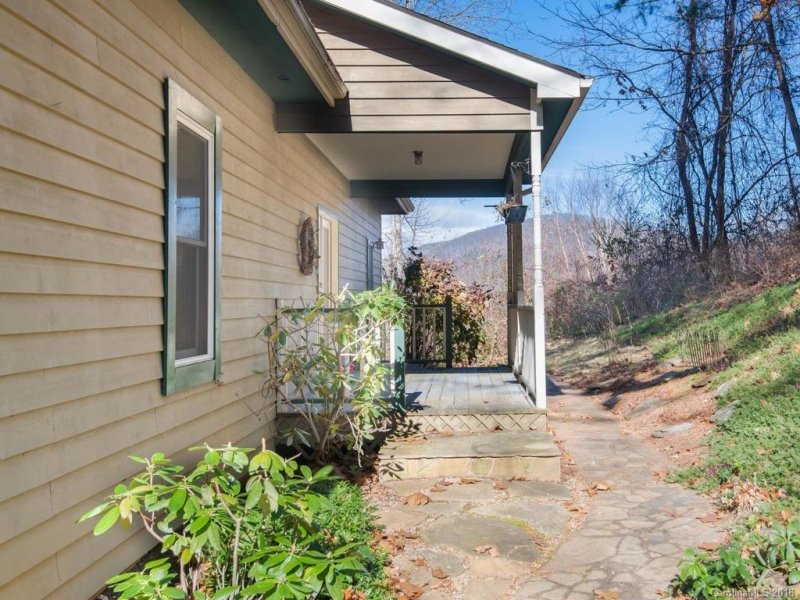 Property image 5 at 112 Stonecrest Drive, Asheville, NC 28803