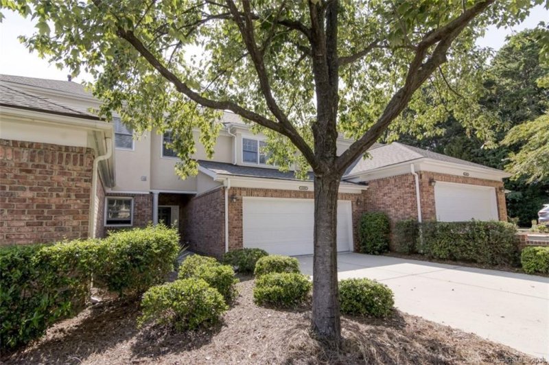 11236 Villa Trace Place