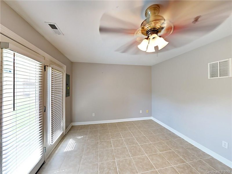 Property image 3 at 2833 Avalon Loop Road, Charlotte, NC 28269