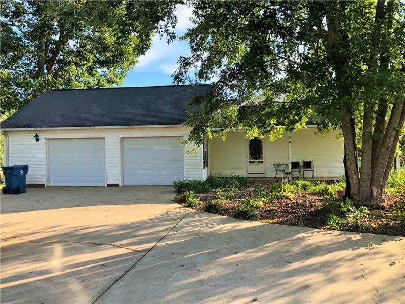 Property image 4 at 8265 Cedar Bark Street, Hickory, NC 28602