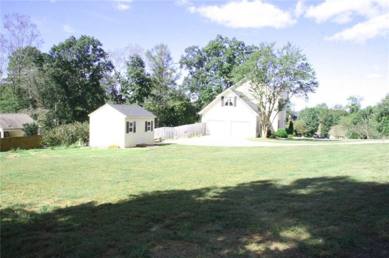 Property image 5 at 3765 11th Street, Hickory, NC 28601