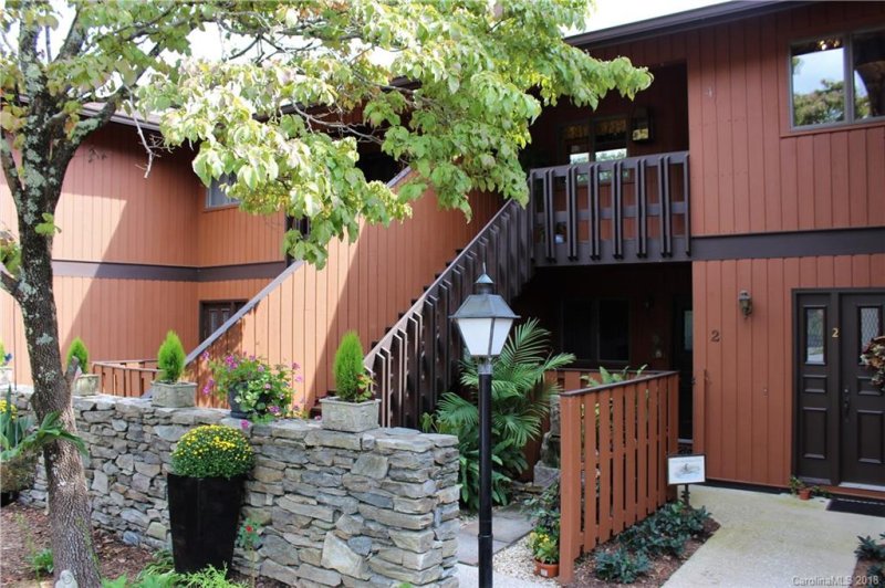 Property image 2 at 110 Bent Tree Drive, Hendersonville, NC 28739