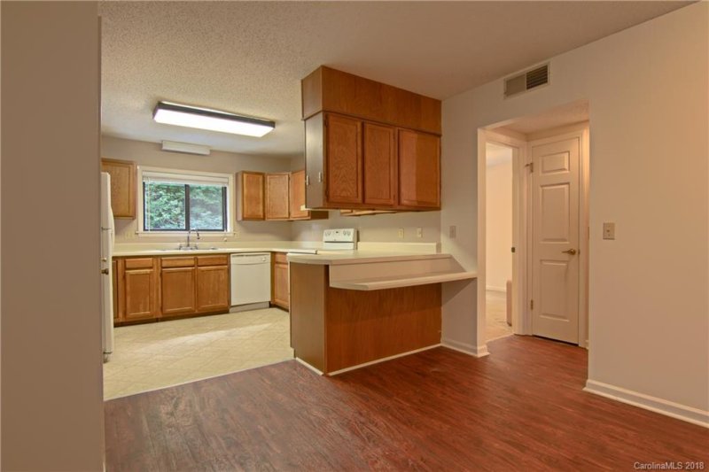 Property image 4 at 53 Lake Drive, Hendersonville, NC 28739